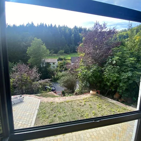 Exklusive Miro 25 M² In Ruhiger Lage *